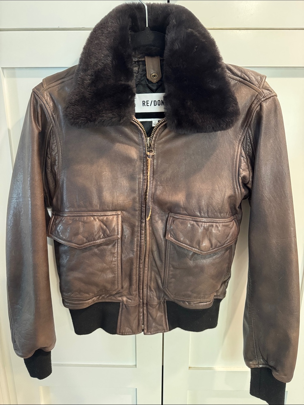 Re/Done Women’s Leather 40’s Flight Jacket Jacket with Fur Collar XS